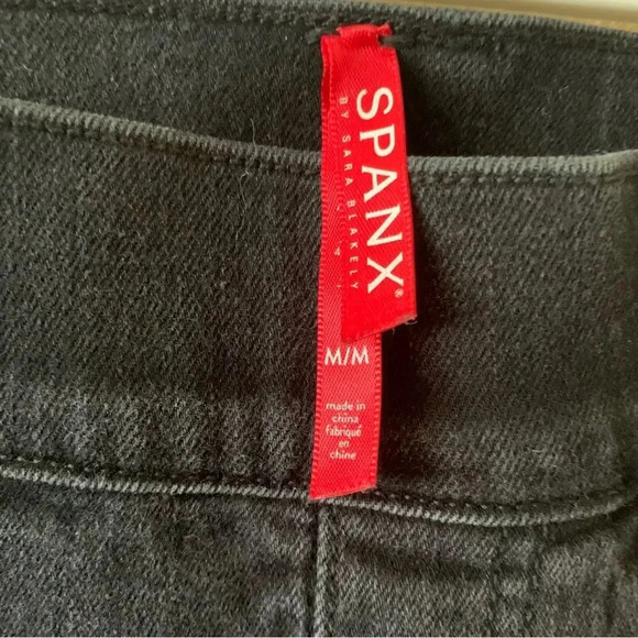 Spanx Ankle Skinny Jeans in Black Size Medium - Picture 10 of 12
